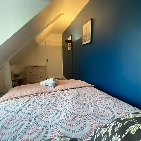 Apartment L'appartement A Flower Is Born A - 246